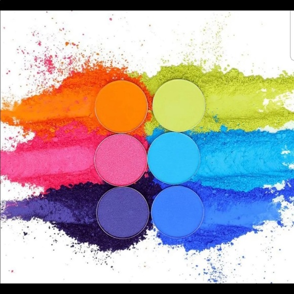 3for25🍷LAURA LEE LA // NWT neon eyeshadow palette - Picture 2 of 4